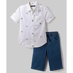 Pine Kids 100% Cotton Woven Half Sleeves Shirt and Shorts with Knee Length and Skull Print in Offwhite for 4-5 Years