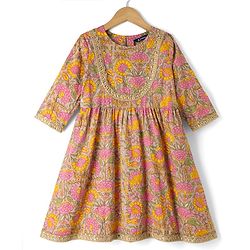 Pine Kids 100% Cotton Woven 3/4th Sleeves Kurti & Pat Set With Dupatta & Floral Print in Beige