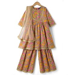 Pine Kids 100% Cotton Woven 3/4th Sleeves Kurti & Pat Set With Dupatta & Floral Print in Beige