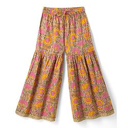 Pine Kids 100% Cotton Woven 3/4th Sleeves Kurti & Pat Set With Dupatta & Floral Print in Beige
