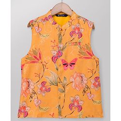 Pine Kids Woven Kurta, Pajama and Jacket with Full Sleeves and Flowers and Butterflies Print in Olive Green for 4-5 Years