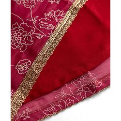Pine Kids Woven Lehenga Choli and Dupatta with Sleeveless, Full Length and Floral Print in Red