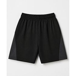 Pine Active Woven Above Knee Length Solid Shorts in Black