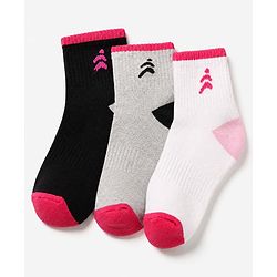 Pine Active Cotton Blend Knit Breathable Ankle Length Athletic Socks Pack of 3 in White Grey
