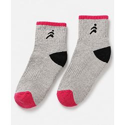 Pine Active Cotton Blend Knit Breathable Ankle Length Athletic Socks Pack of 3 in White Grey