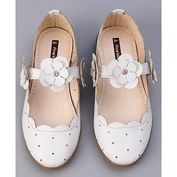 Pine Kids Belly Shoes Floral Applique - White