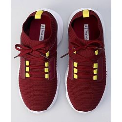 Pine Kids Sports Shoes - Maroon