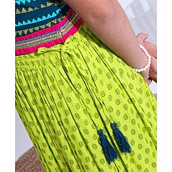 Pine Kids Sleeveless Choli And Printed Lehenga Set With Lace Detailing at Hem - Blue Green