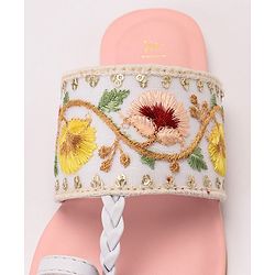 Pine Kids Ethnic Wear Chappal Floral Embroidery  - Pink