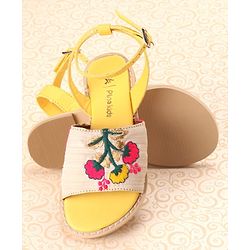Pine Kids Ethnic Wear Sandals Floral Embroidery - Yellow
