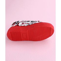 Pine Kids Casual Shoes Text Print - Red
