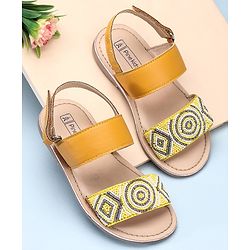 Pine Kids Open Toe Sandals With Rondelle Beads Patch - Red