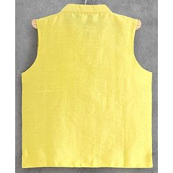 Pine Kids Full Sleeves Solid Kurta With Embroidered Nehru Jacket & Pyjama - Yellow