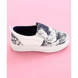 Pine Kids Casual Shoes - White