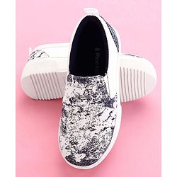 Pine Kids Casual Shoes - White