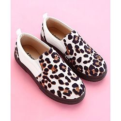 Pine Kids Casual Shoes - White Brown