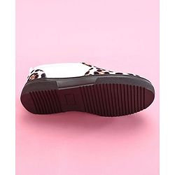 Pine Kids Casual Shoes - White Brown