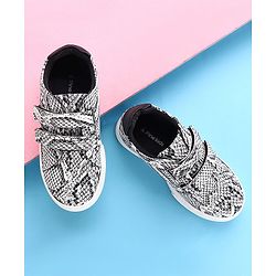Pine Kids Casual Shoes Animal Print - White Black