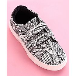 Pine Kids Casual Shoes Animal Print - White Black