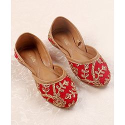 Pine Kids Ethnic Wear Mojaris - Maroon