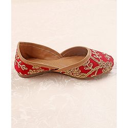 Pine Kids Ethnic Wear Mojaris - Maroon