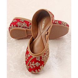 Pine Kids Ethnic Wear Mojaris - Maroon
