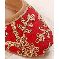 Pine Kids Ethnic Wear Mojaris - Maroon