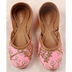 Pine Kids Ethnic Wear Mojaris - Pink