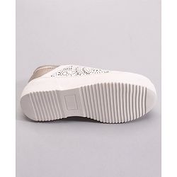 Pine Kids Casual Shoes - White