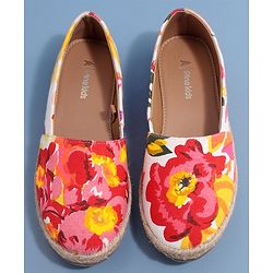 Pine Kids Casual Shoes Floral Print (Print May Vary)