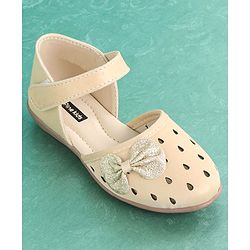 Pine Kids Party Wear Belly Shoes Bow Appliques - Golden