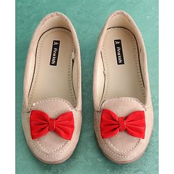 Pine Kids Bellies & Peep Toes Bow Applique - Cream