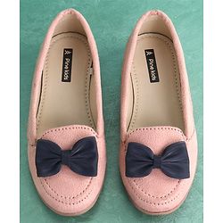 Pine Kids Bellies & Peep Toes Bow Applique - Pink